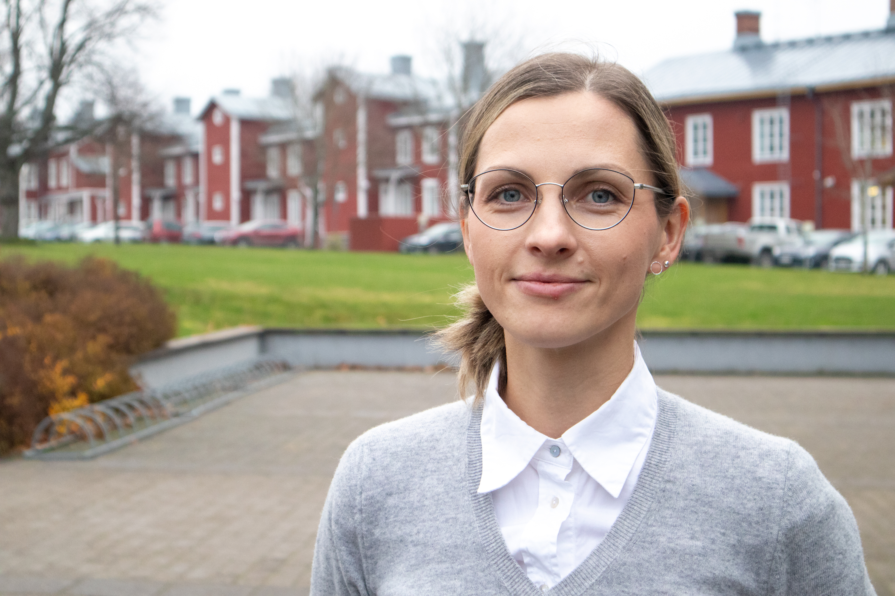KTM Sniazhana Sniazhko väittelee Vaasan yliopistossa perjantaina 12. marraskuuta 2021. Kuva: Sniazhana Sniazhko väittelee johtamisen alalta Vaasan yliopistossa 12. marraskuuta 2021. Kuva: Riikka Kalmi/Vaasan yliopisto