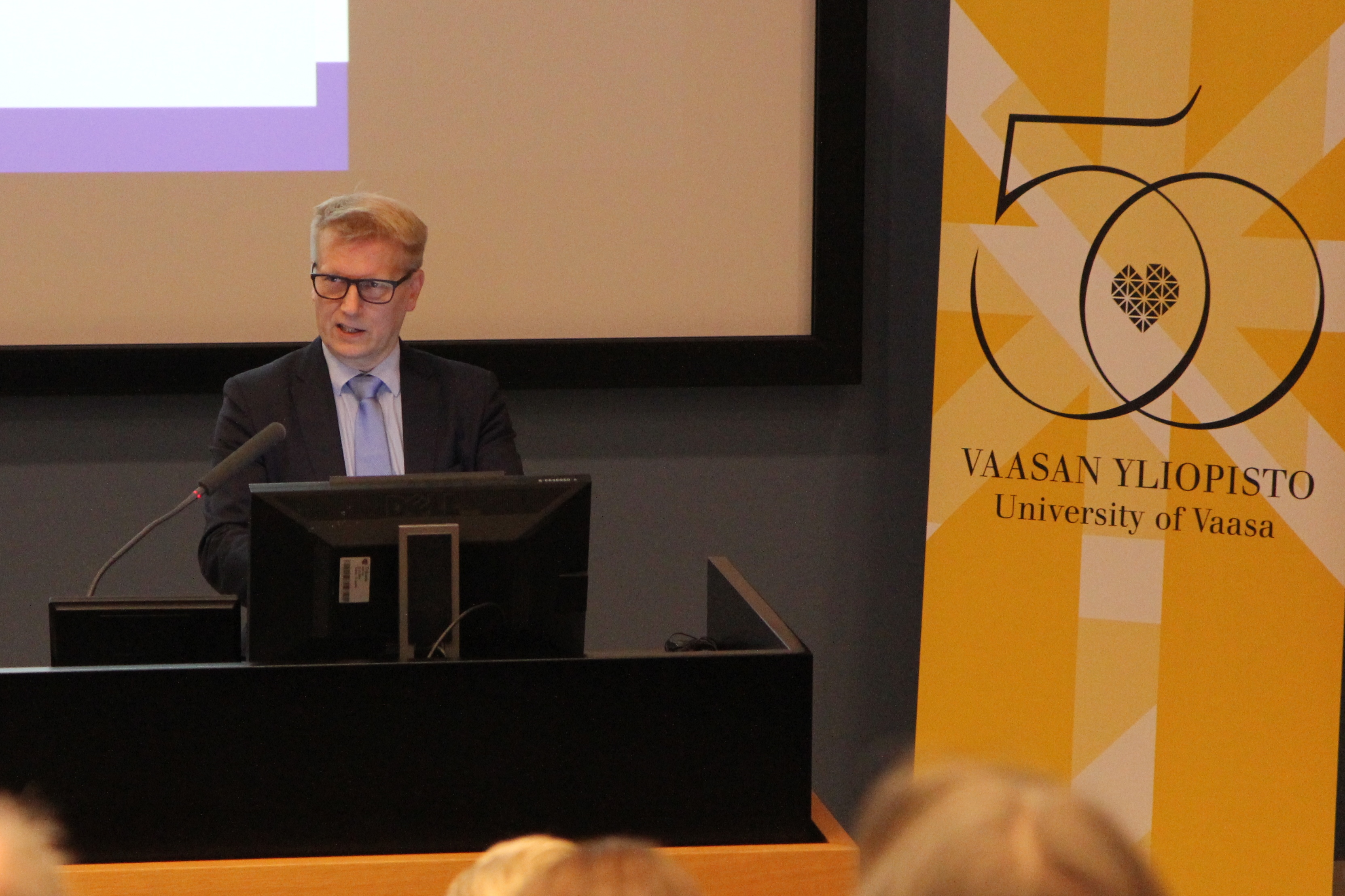 Ministeri Kimmo Tiilikainen vierailu 057a.jpg