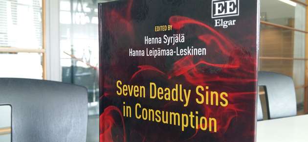 Seven Deadly Sins in Consumption -kirjassa on sukellettu kulutuksen synnillisyyden ja sitä kautta moraalisen kuluttamisen alkulähteille.