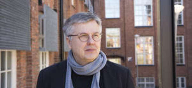 Emeritusprofessori Ari Salminen sai kansalaisilta 521 kertomusta piilokorruptiosta.