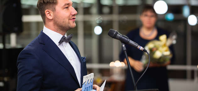 KTM Samuli Manninen valittiin Vaasan yliopiston vuoden alumniksi 26. lokakuuta pidetyssä alumnigaalassa. Kuvaaja: Sami Pulkkinen