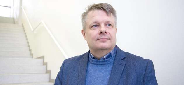 Keskiviikkona väittelevän Keijo Houhalan mukaan vain niillä kunnilla, seutu- ja maakunnilla on tulevaisuutta, joiden toiminta rakentuu elinvoiman kestävyyttä ja jatkuvuutta tukevalle pohjalle.