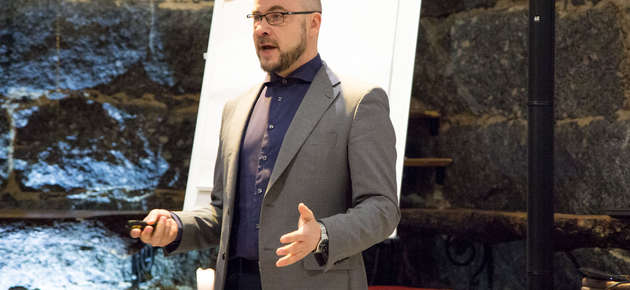 Jaan Praks, Aalto yliopisto.