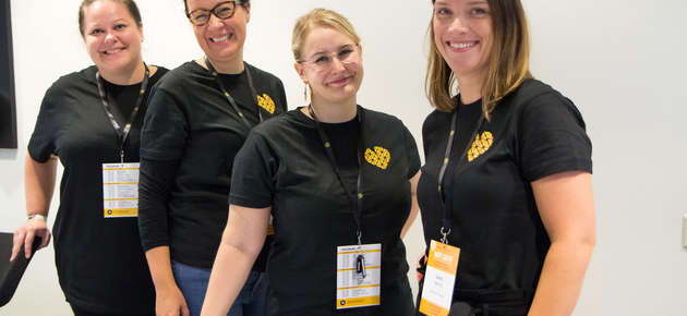 Vaasan konferenssin järjestäjätiimi: Susanna Kultalahti, Maria Pajuoja, Matilda Vähäkangas ja Jenni Kantola.