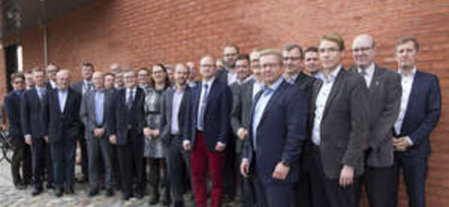 VEBICin Advisory Boardin jäseniksi on kutsuttu niin alueen kuin valtakunnan elinkeinoelämää sekä yliopiston muita sidosryhmiä.