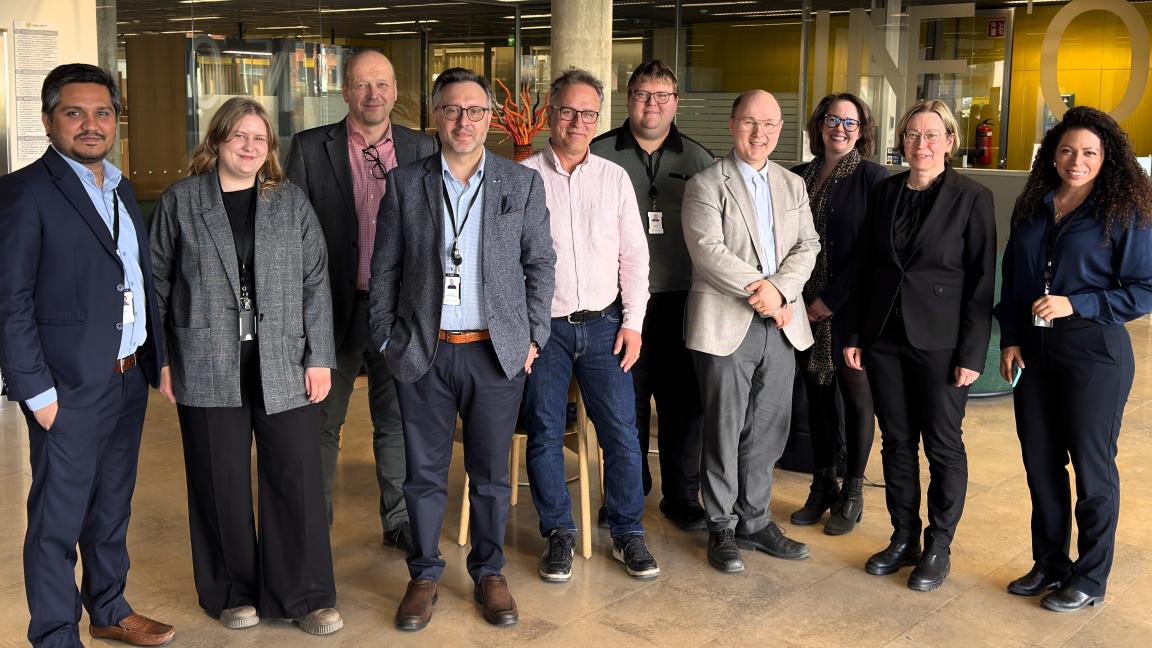 PEAK-hankkeen henkilöitä päätösseminaarissa huhtikuussa 2026