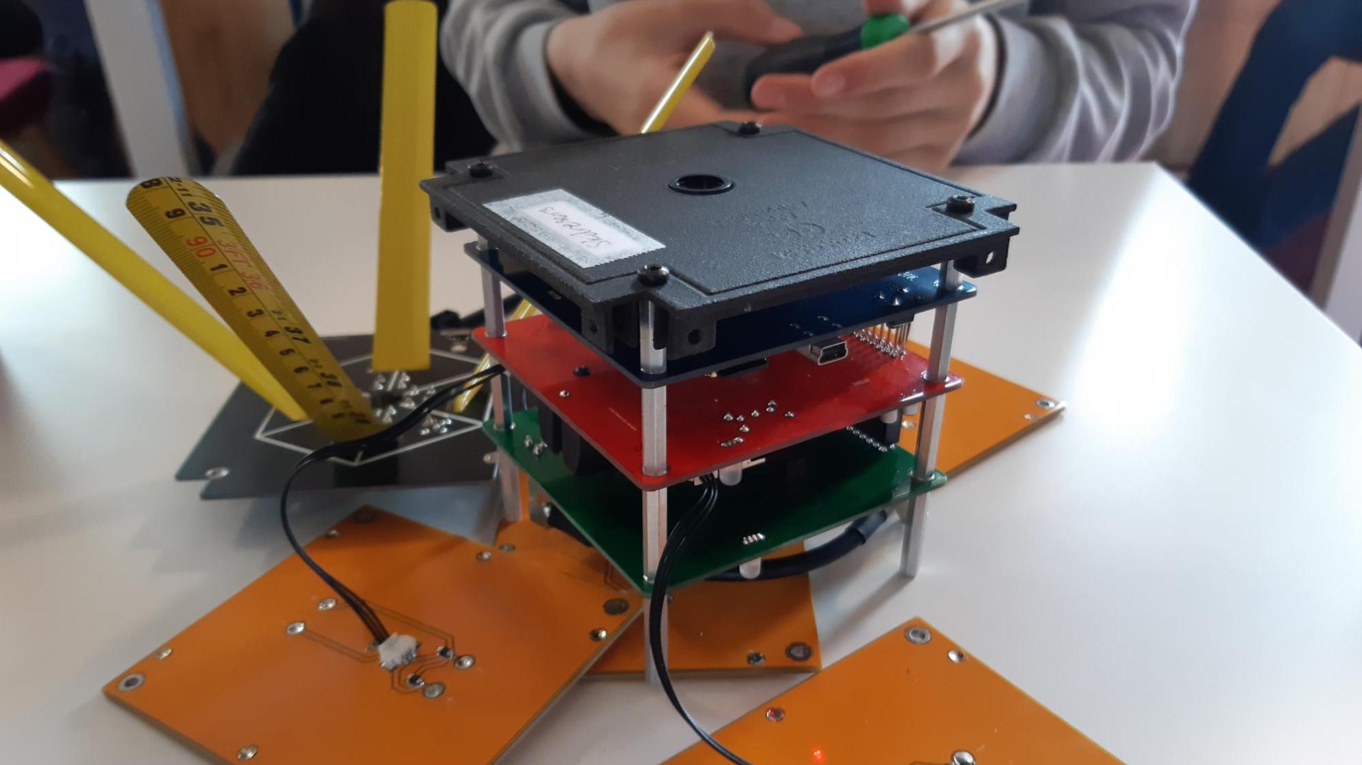 satelliitti