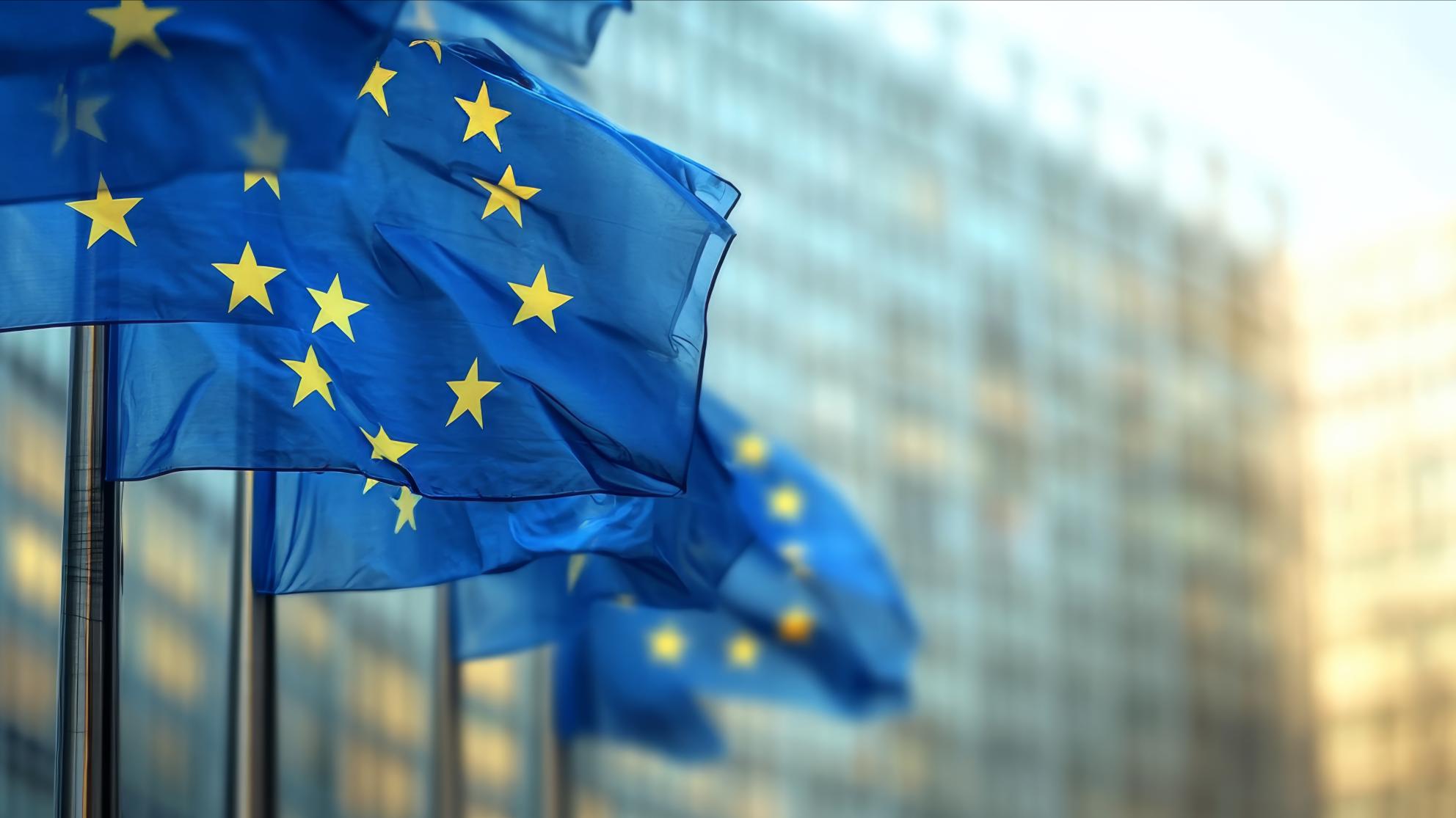 EU:n lippu ja rakennus Brysselissä