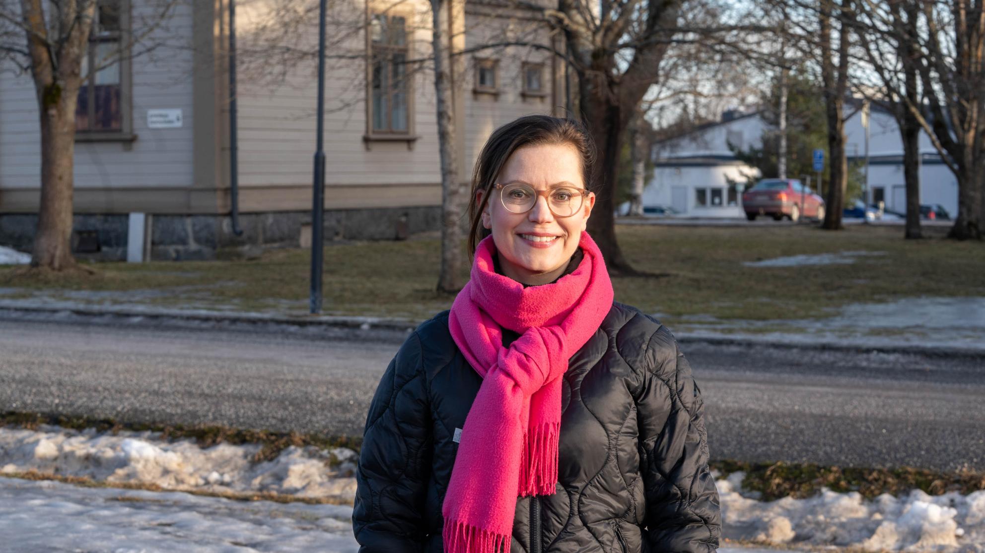 Hanna Leipämaa-Leskinen ulkona