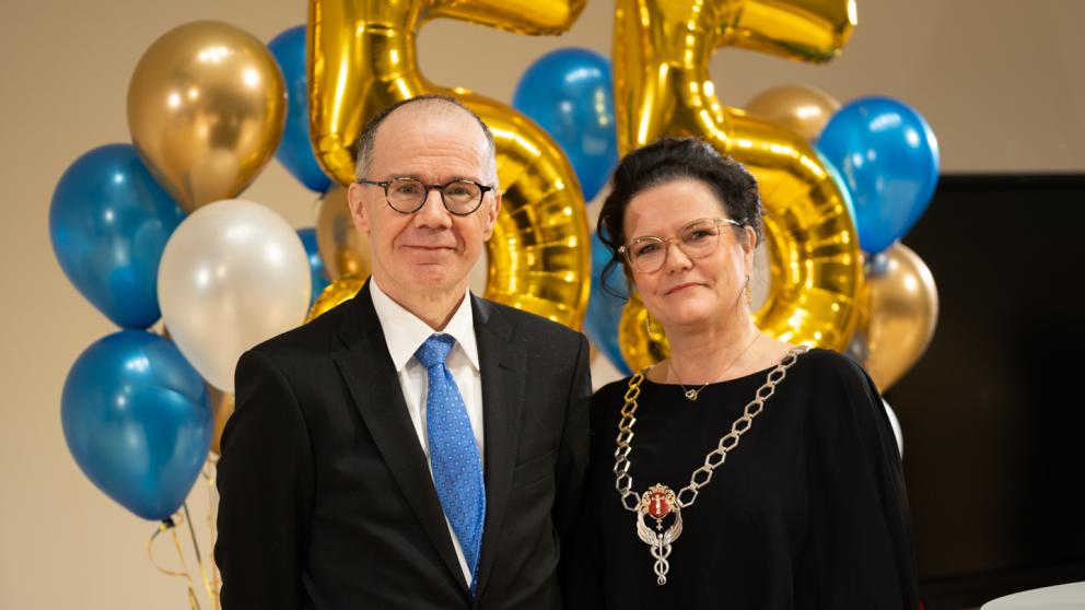 Professor Heikki Mannila and Rector Minna Martikainen