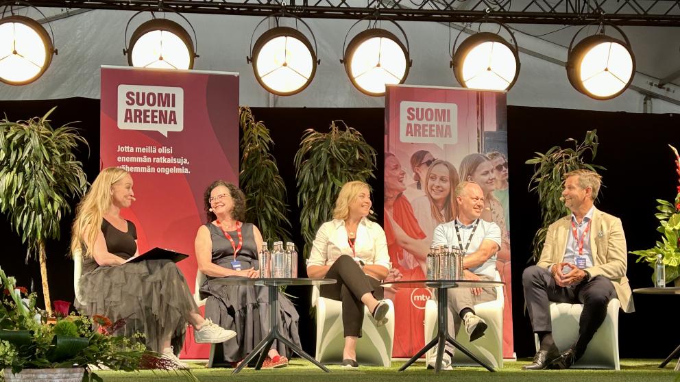 SuomiAreena panelistit