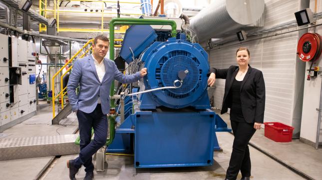 Maciej Mikulski and Merja Kangasjärvi, VEBIC laboratory, University of Vaasa