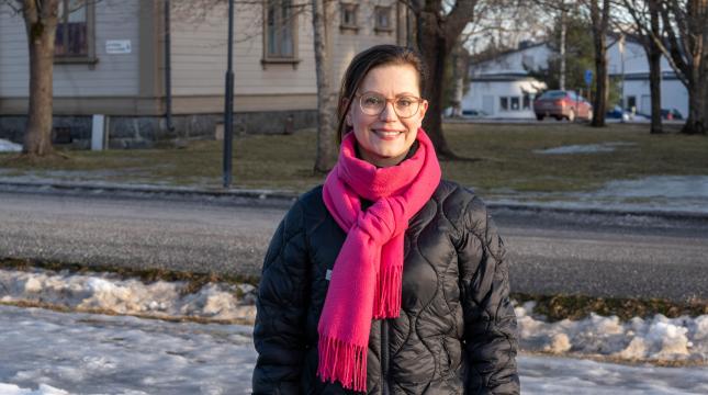Hanna Leipämaa-Leskinen ulkona