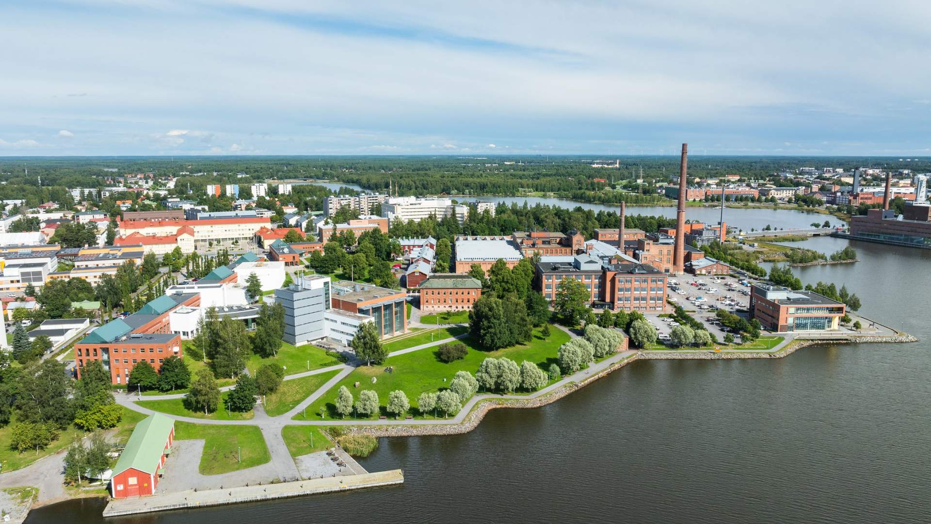 An aerial image of the University of Vaasa campus in Vaasa during summer.