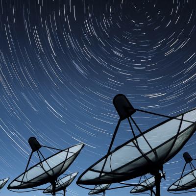 Satelliitti