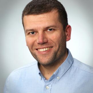 Maciej Mikulski Maciej Mikulski