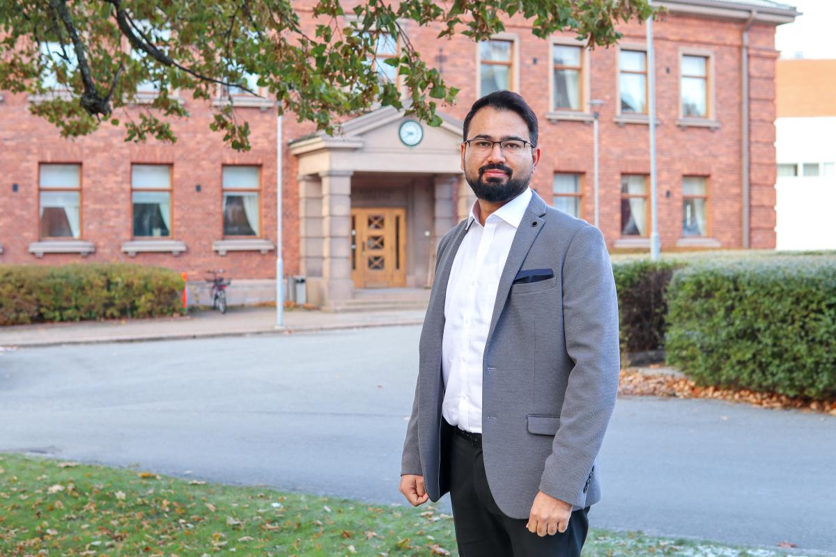 Faisal Imran at the University of Vaasa campus