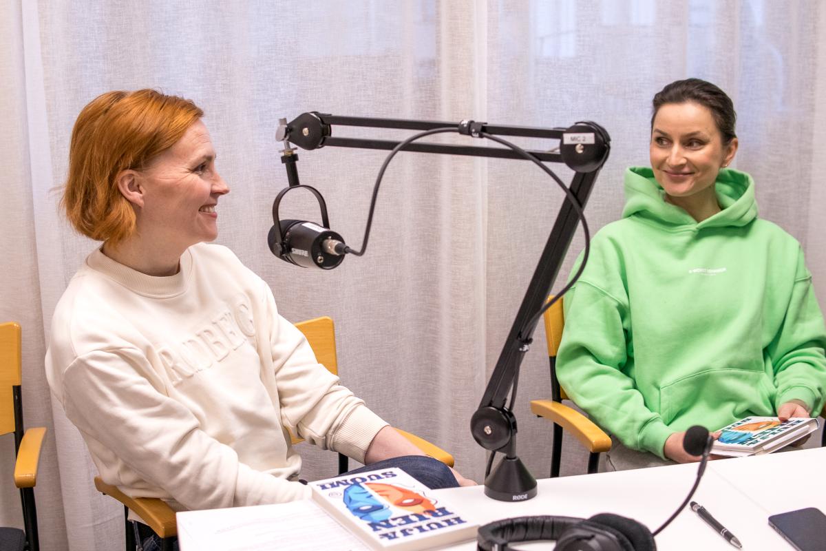 Annukka Jokipii ja Nadia Paavola podcast