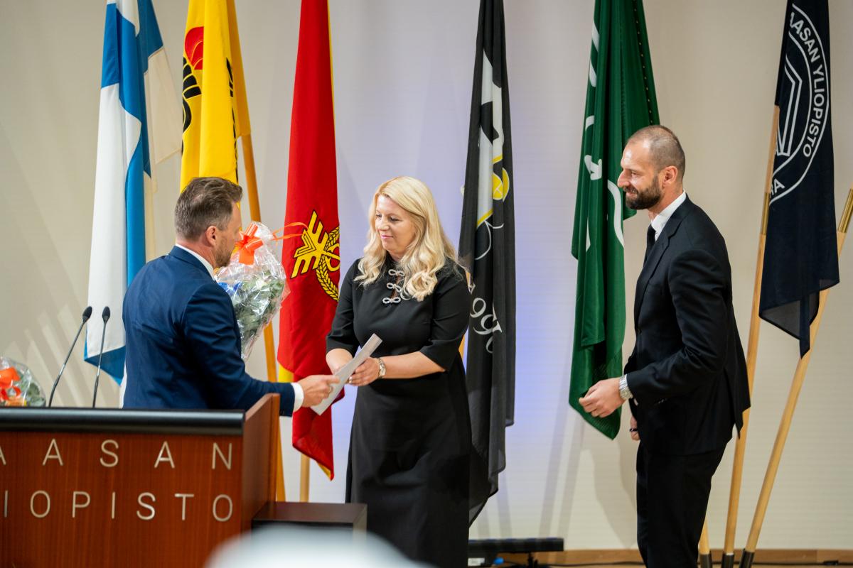 Mikael Hallbäck Vanja Piljak Nebojsa Dimic