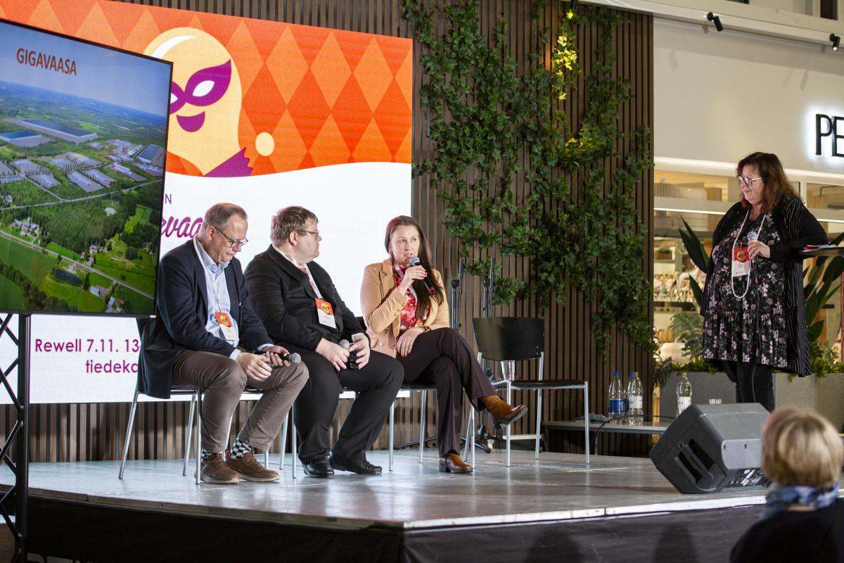 Tomas Häyry Antti Mäenpää Petra Berg kuva: Jessica Granqvist