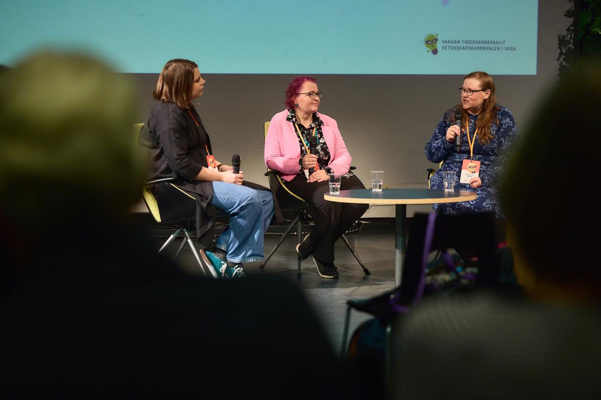 Hanna Hietikko Henna Syrjälä Anna Rimppi kuva Linus Lindholm