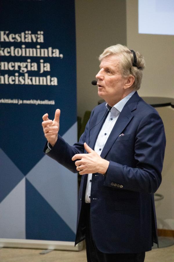 Esko Aho
