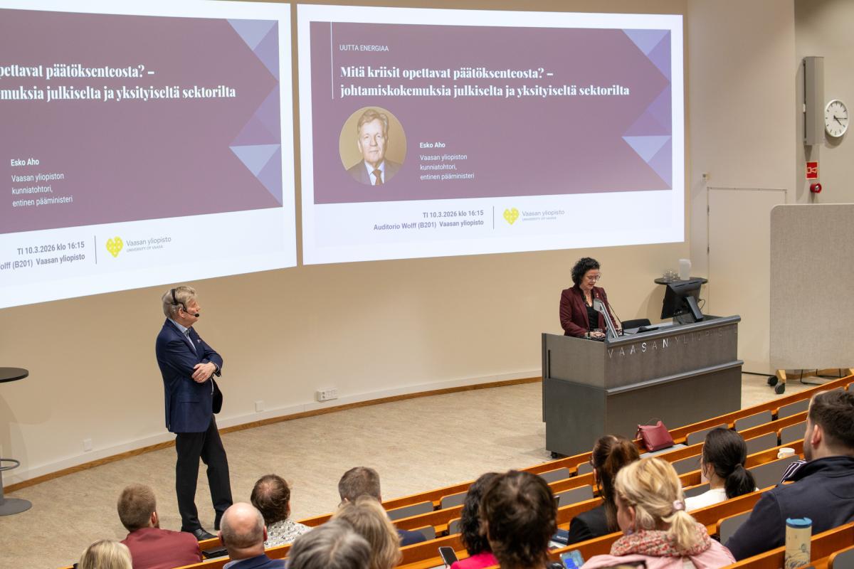 Esko Aho ja Minna Martikainen