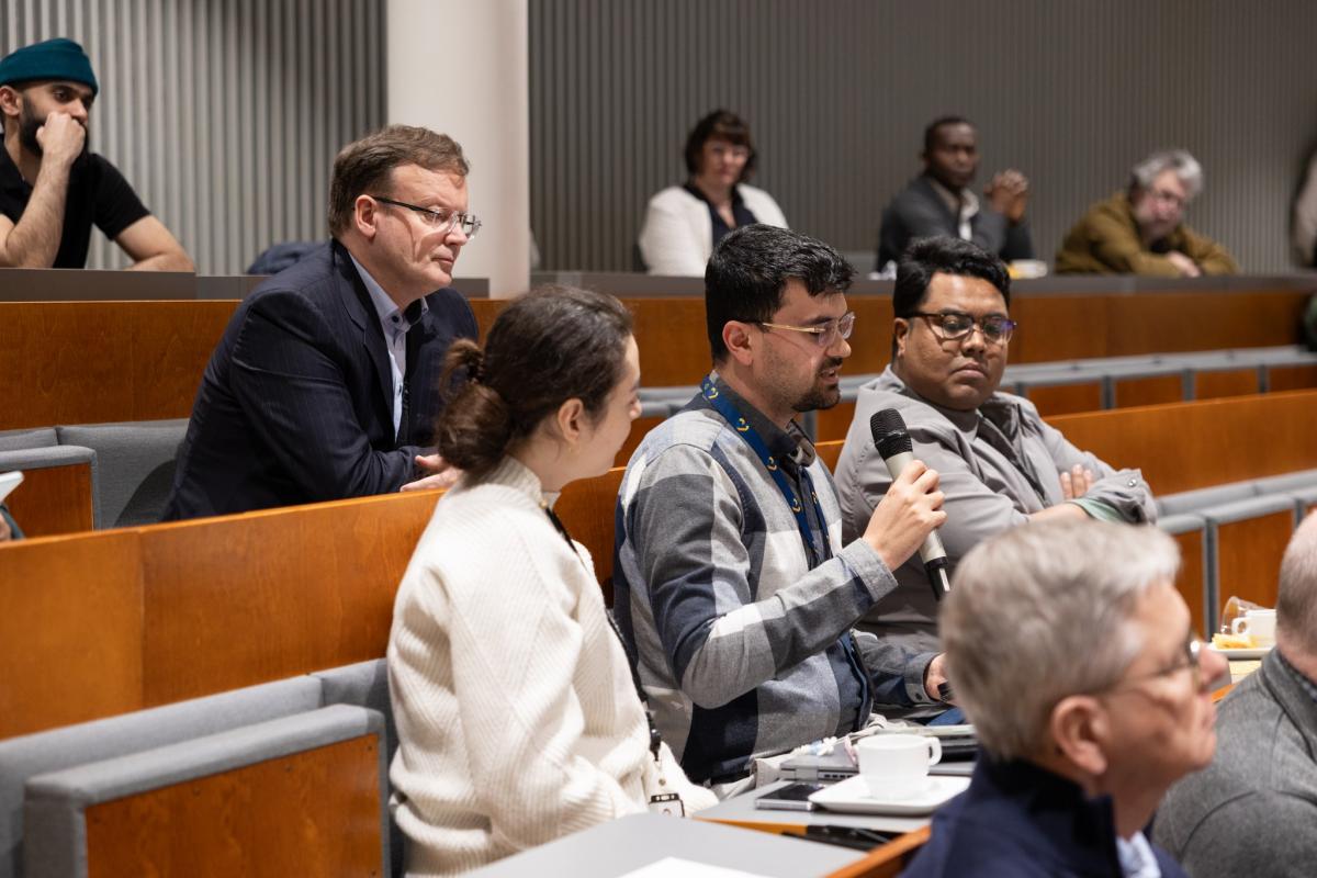 Yleisökysymys Håkan Agnevallille