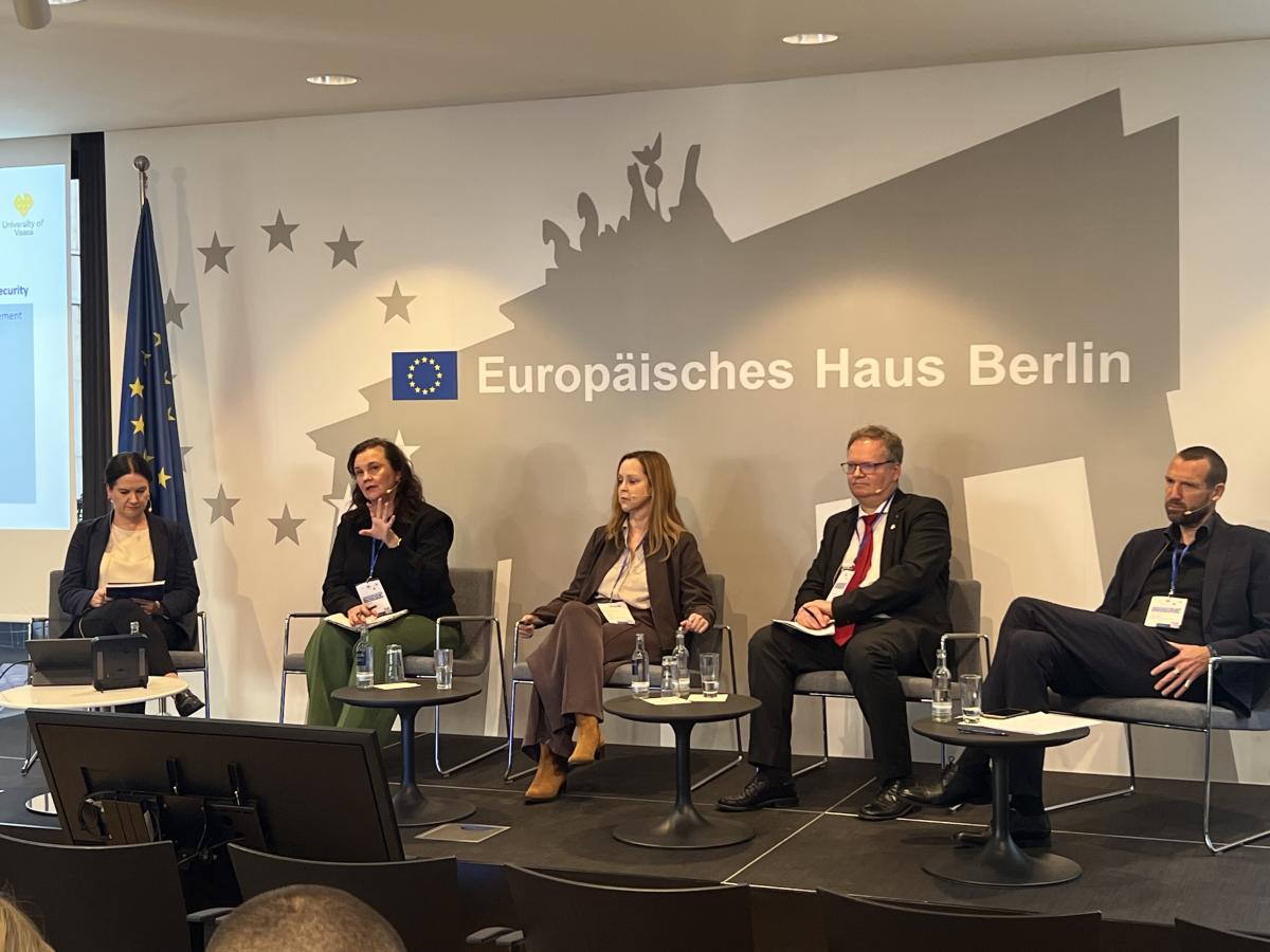 Hanna Smith (second from the left) at the event in Berlin