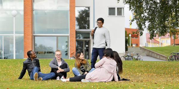 Vaasan yliopiston opiskelijoita