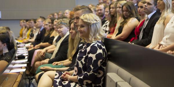 kuva Vaasan yliopiston publiikista joulukuussa 2019