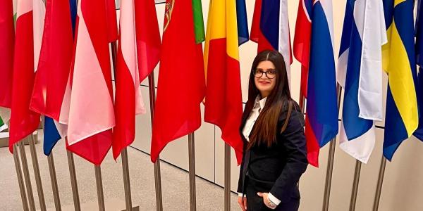 KTM Sara Yasar väittelee Vaasan yliopistossa 8. joulukuuta 2021. Kuva: Sara Yasarin arkisto Sara Yasar