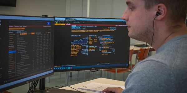 student in the Bloomberg lab