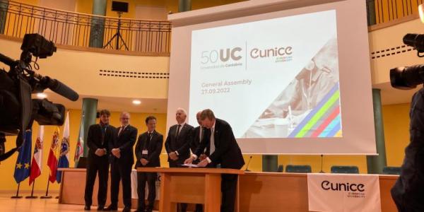 Universities sign the contract