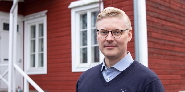 Jaakko Jussila väittelijä Vaasan yliopistosta