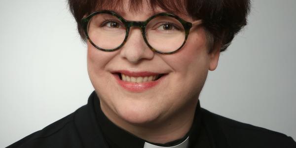 Korkeakoulupappi Alma Tuiskula - University chaplain Alma Tuiskula