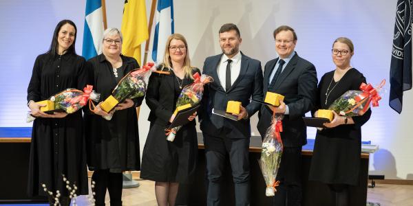 Vuoden opetus- ja tutkimustekopalkinnot