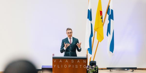 Presidentti Alexander Stubb Vaasan yliopistossa kuva: Christoffer Björklund