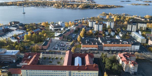 Vaasan yliopiston ja VAMKin kampus Palosaarella. 