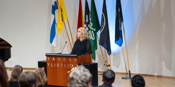 Catharina von Koskull presenting at the University of Vaasa Anniversary Event