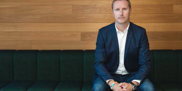 Professori Sami Vähämaa