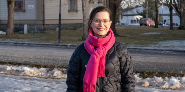 Hanna Leipämaa-Leskinen ulkona