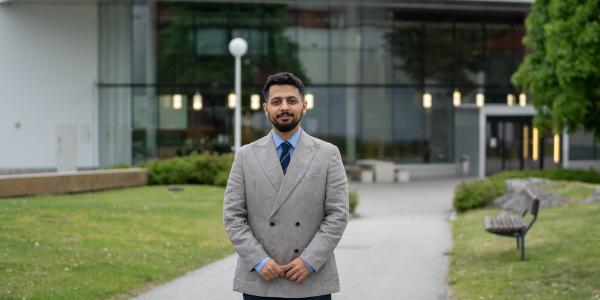 Vahid Shahbazbegian 